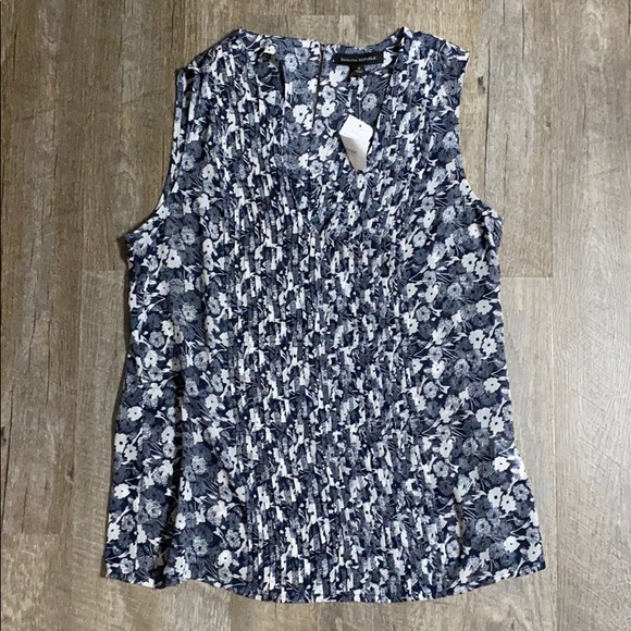 Banana Republic Tops - Banana Republic Floral Blouse